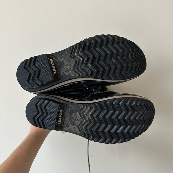 Sorel Joan of Arctic boots - Picture 5 of 7